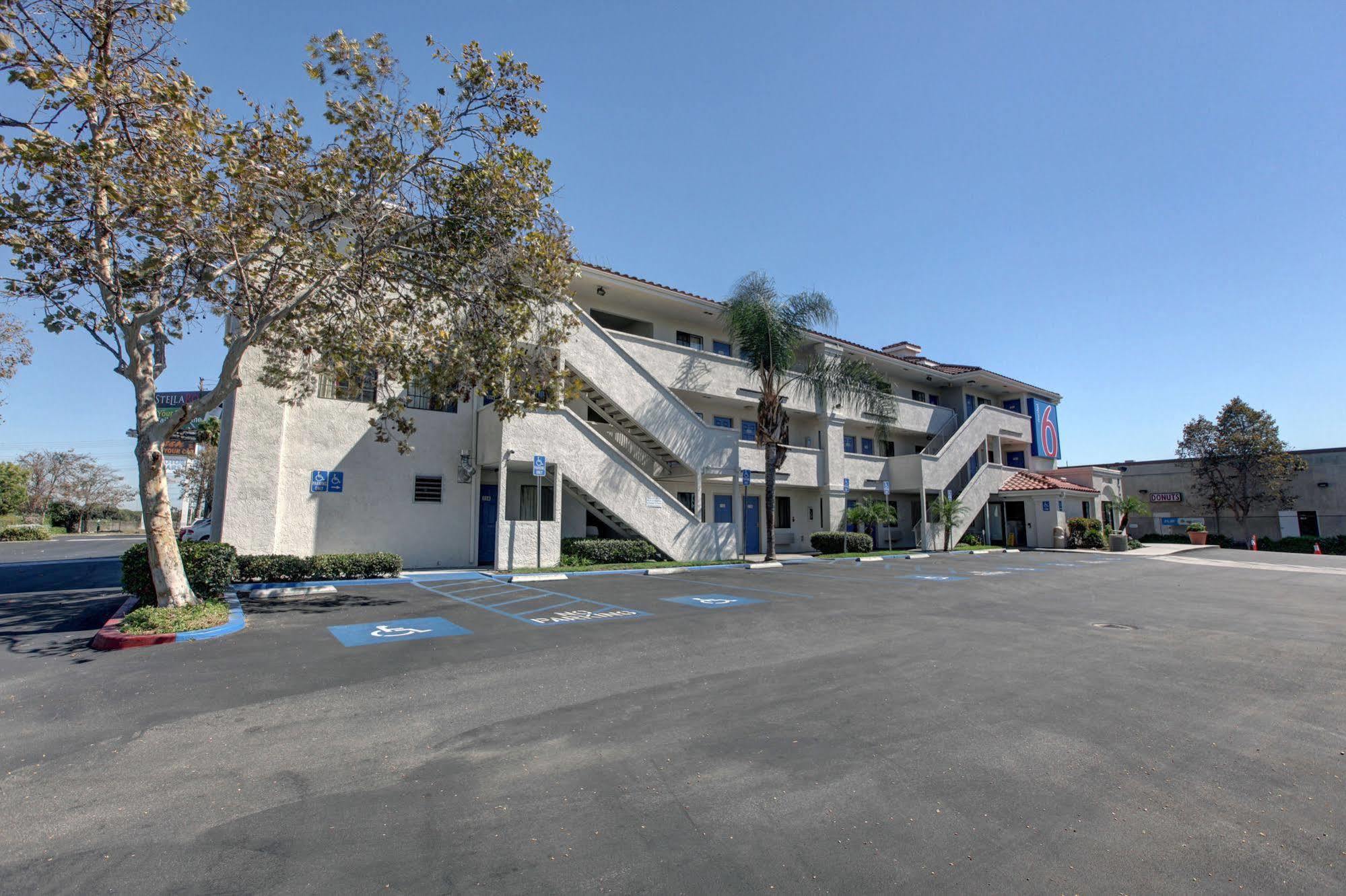 Motel 6-Bellflower, CA - Los Angeles Exterior foto